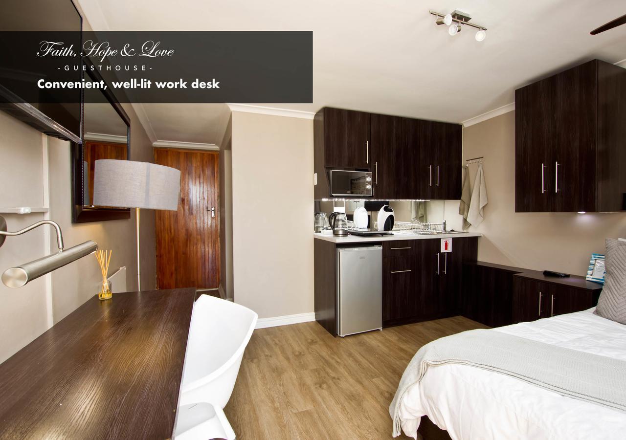 Faith, Hope & Love Self Catering Port Elizabeth Exterior foto